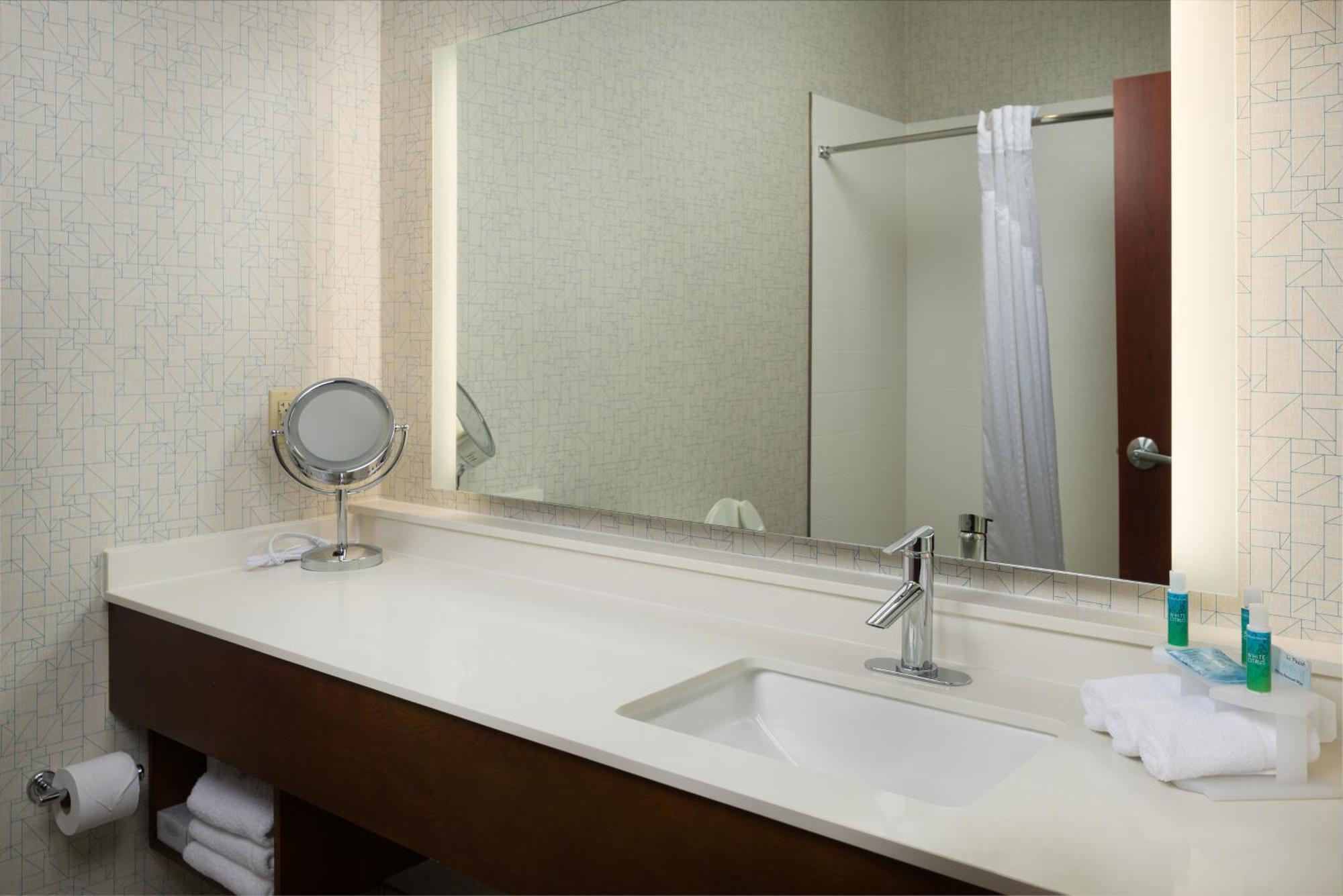 Holiday Inn Express Independence - Kansas City By Ihg Экстерьер фото