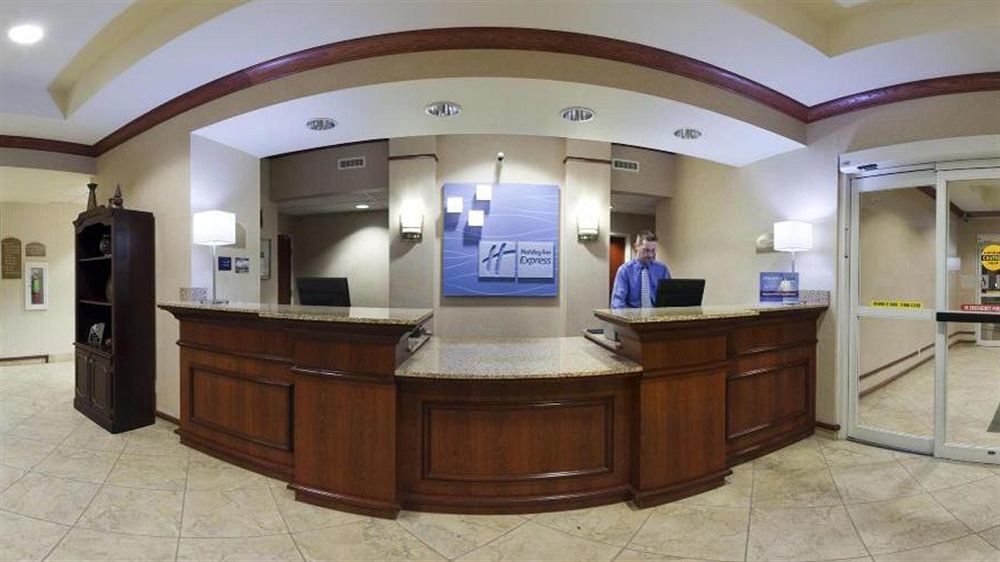 Holiday Inn Express Independence - Kansas City By Ihg Экстерьер фото