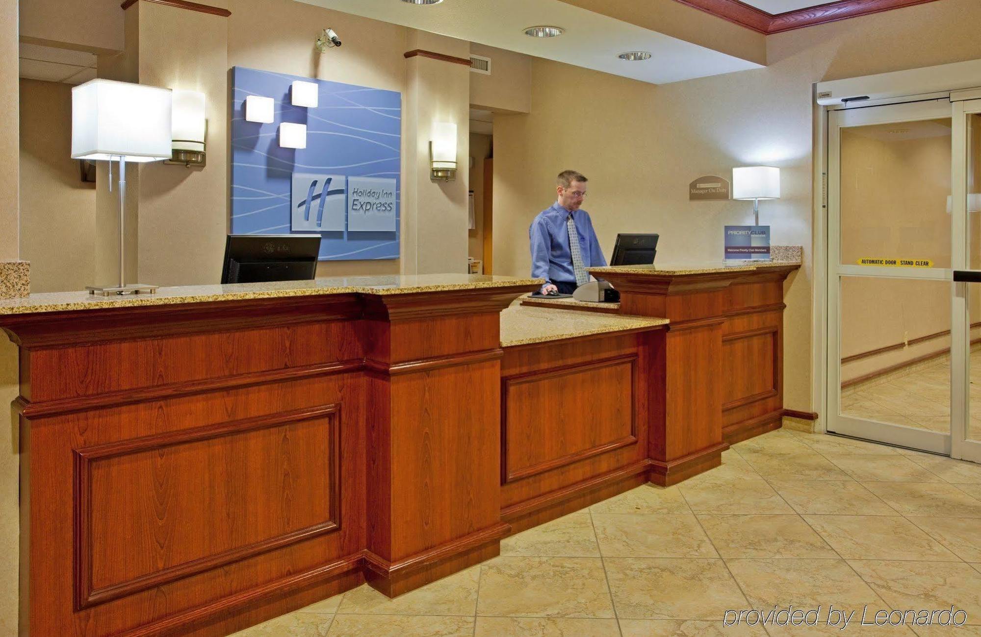 Holiday Inn Express Independence - Kansas City By Ihg Экстерьер фото